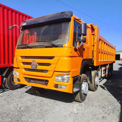 Giá tốt. Sinotruk 8x4 Model 371hp Dump Truck với tiêu chuẩn khí thải Euro 3 Lốp tay lái trái 12R20 trực tuyến