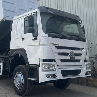 Giá tốt. Sinotruck Howo Dump Truck sử dụng 6x4 Euro 2 Thông số kỹ thuật 5600X2300X1500mm Tàu chở nhiên liệu 300L Năng lượng chịu tải tối đa 30 tấn trực tuyến